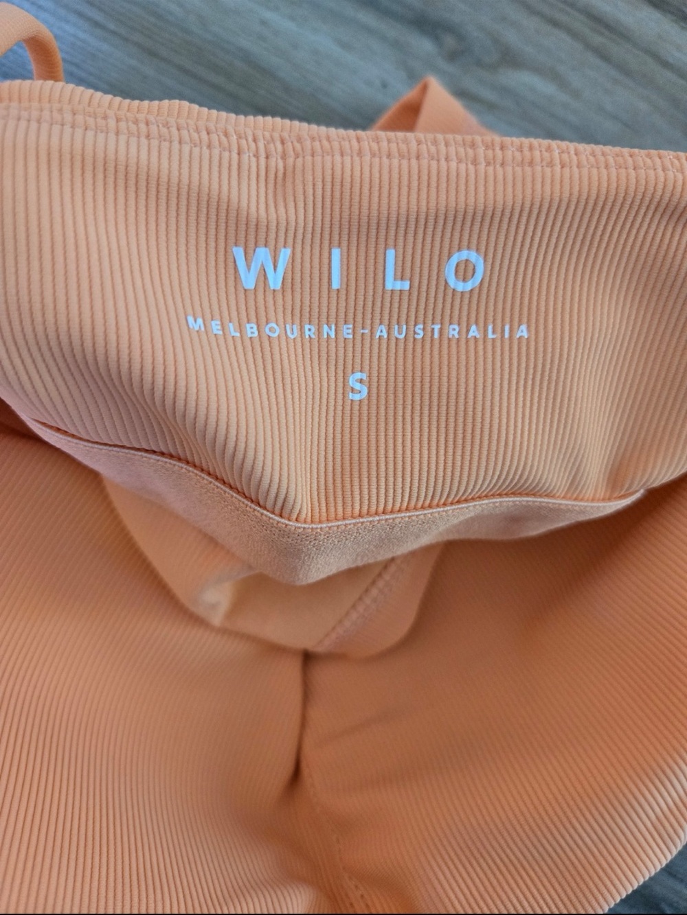 Wilo Seamless active set in Peach - Picture 3 of 3